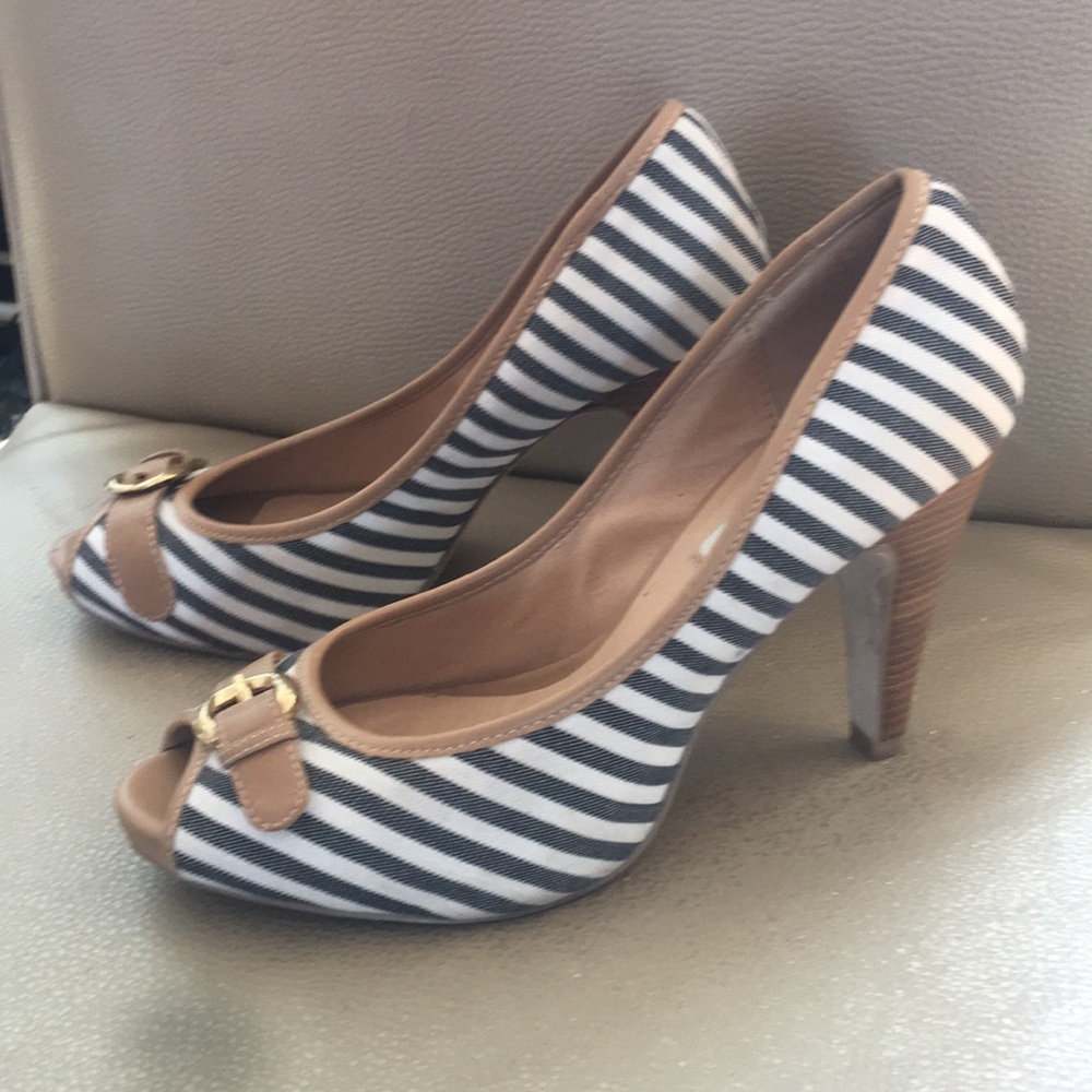 Steve Madden P–Keye black white stripe Pumps